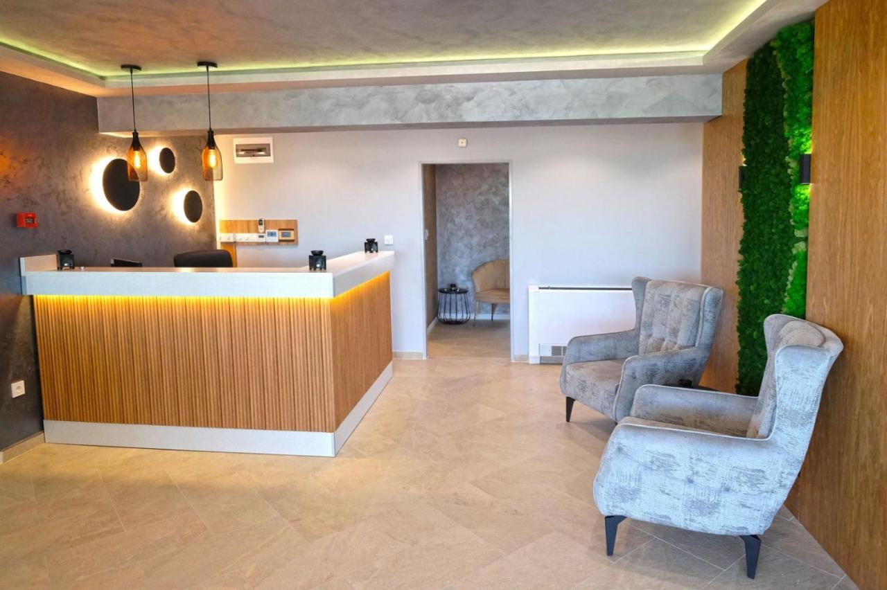 Paradise Hotel & Relax Center Pomorie Exterior photo